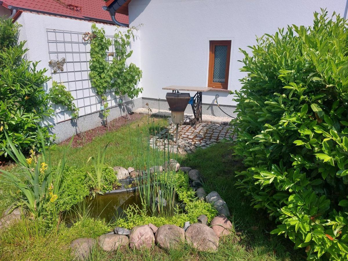 Ferienhaus In 베르나우 바이 베를린 외부 사진