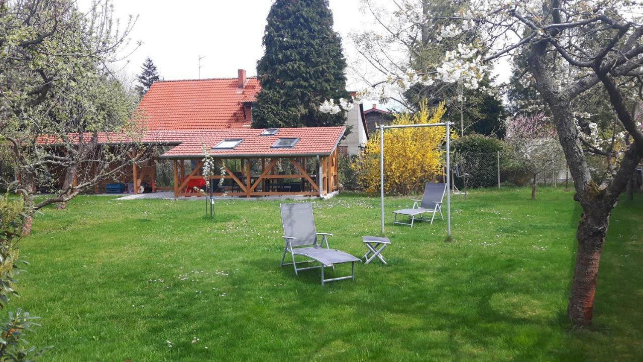 Ferienhaus In 베르나우 바이 베를린 외부 사진